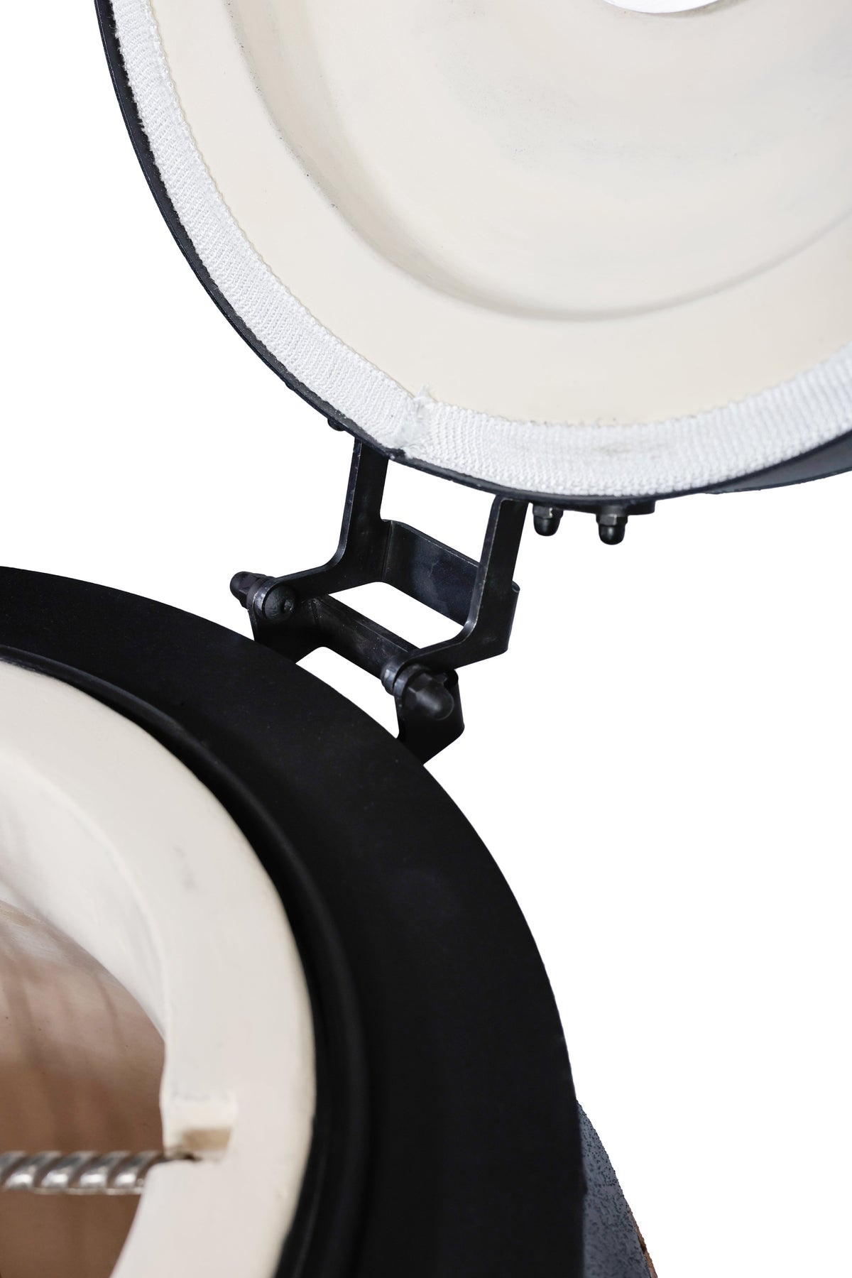 Tandoor izolat Sarmat culoare gri cu capac rabatabil