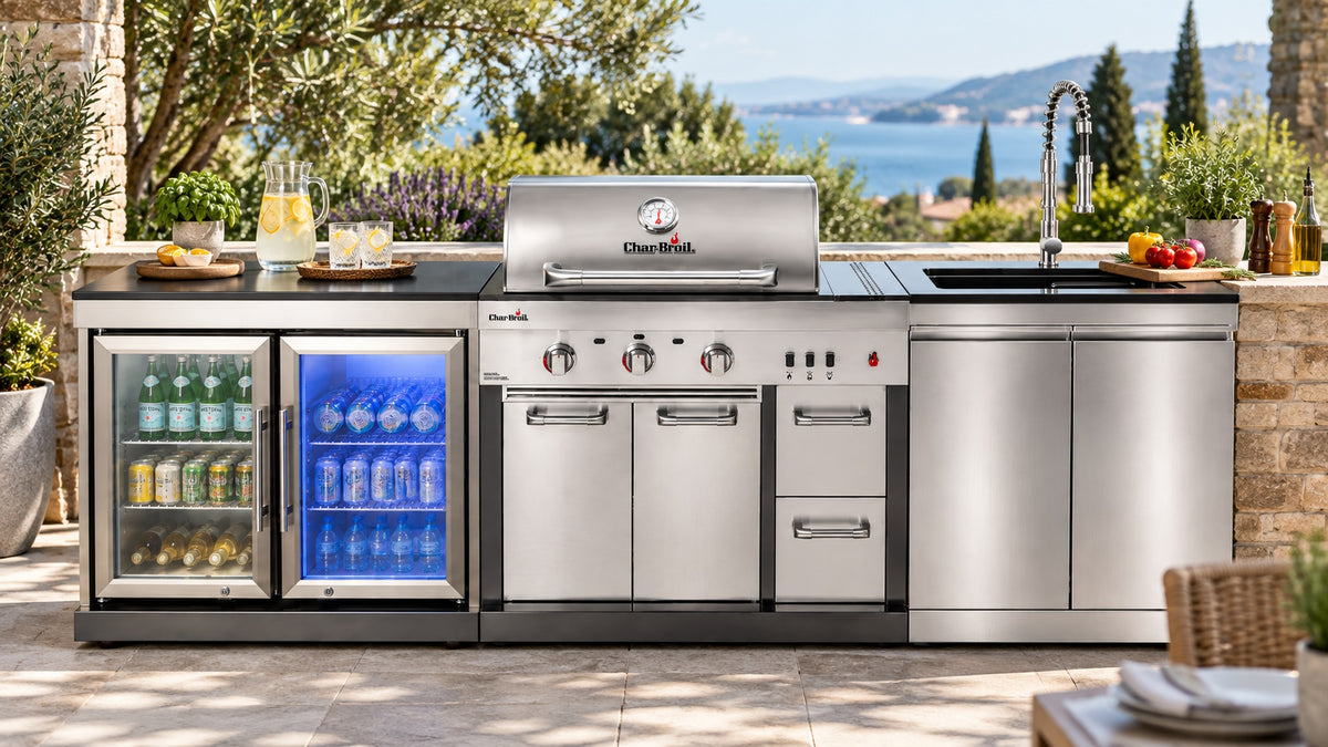 Bucătărie modulară de exterior Char-Broil Ultimate 3200 cu grătar TRU-Infrared, modul cu două frigidere incorporate și modul cu două uși, chiuvetă și robinet