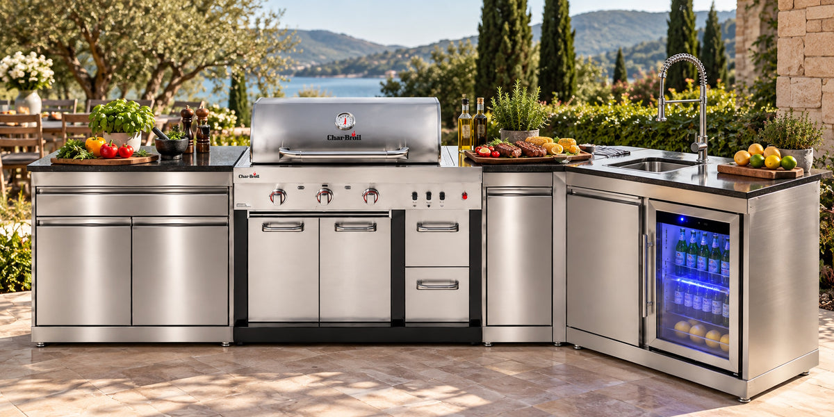 Bucătărie modulară Char-Broil Ultimate 3200 cu chiuvetă, frigider, modul cu 2 uși și sertar, 2 coșuri glisante și colț 45°