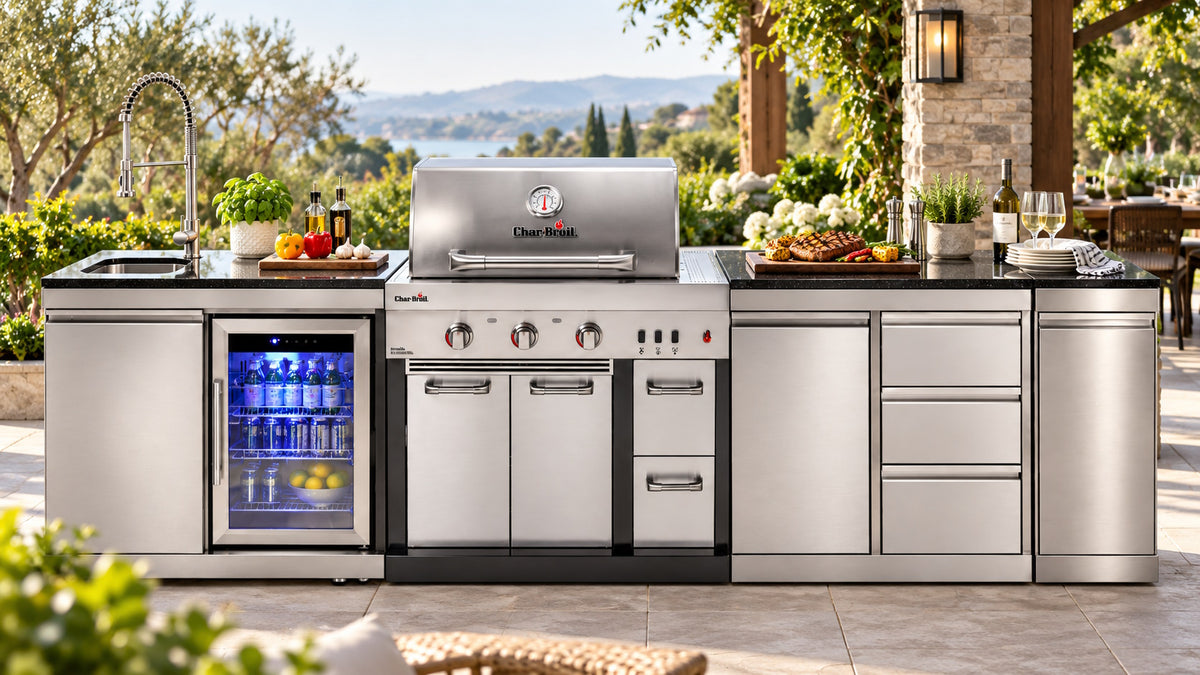 Bucătărie modulară Char-Broil Ultimate 3200 cu chiuvetă, frigider, compartiment pentru coș de gunoi, 3 sertare și 2 coșuri glisante