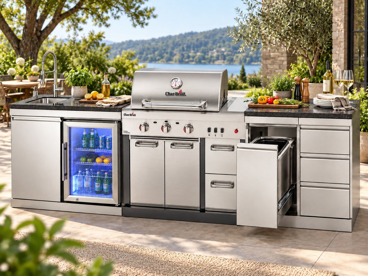 Bucătărie modulară Char-Broil Ultimate 3200 cu chiuvetă, frigider, compartiment pentru coș de gunoi și 3 sertare