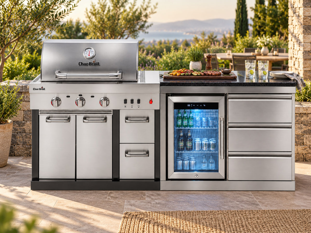 Bucătărie modulară de exterior Char-Broil Ultimate 3200 cu grătar TRU-Infrared și modul cu frigider incorporabil și 3 sertare