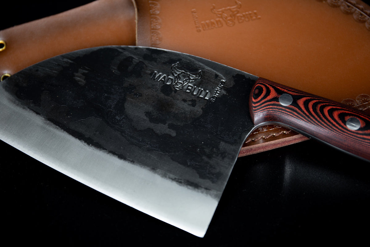Satâr sârbesc Samura Mad Bull roșu 7"/180mm, AUS-8 HRC-59