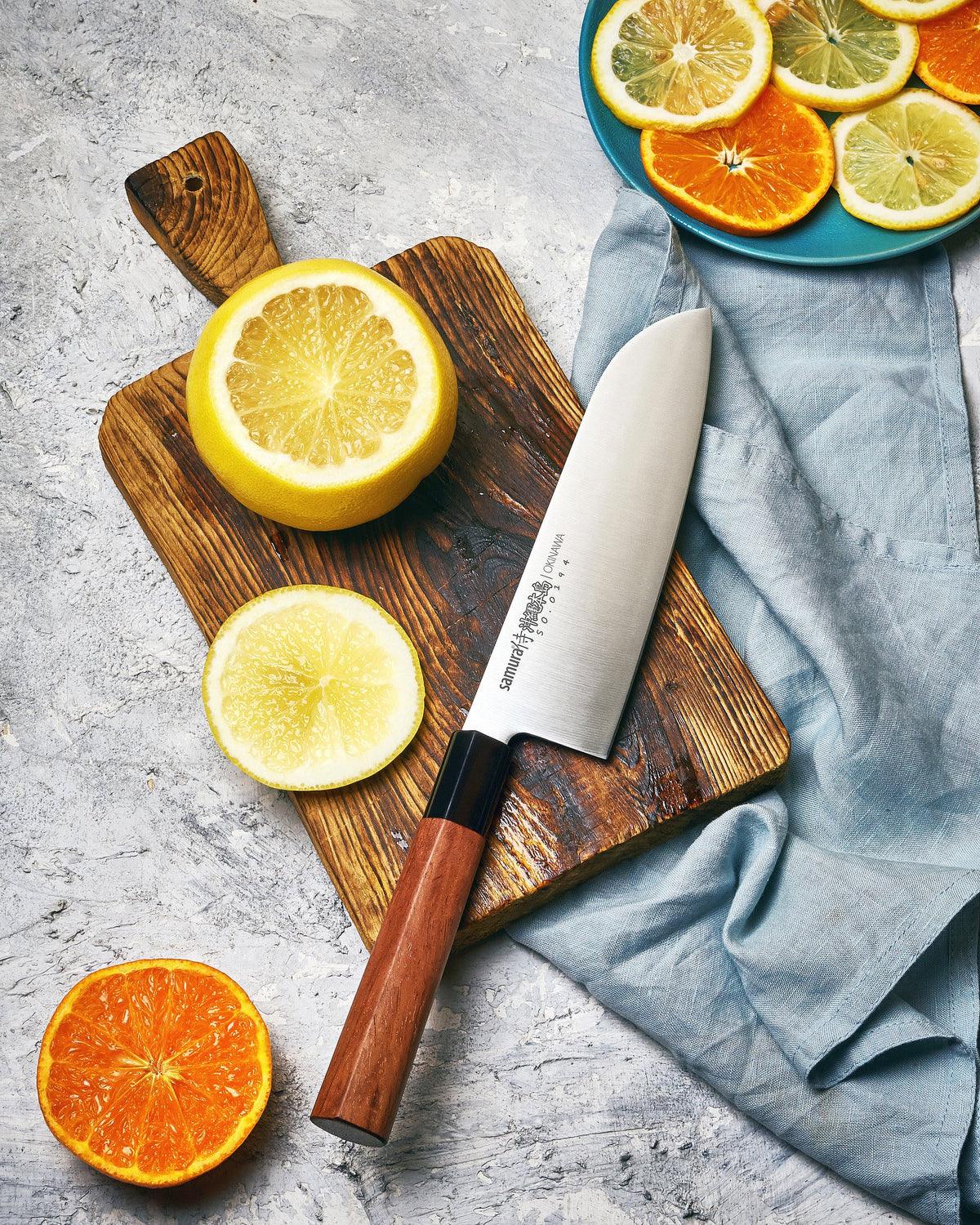 Cuțit Samura Okinawa Santoku 6.9"/175mm, AUS-8 HRC-58